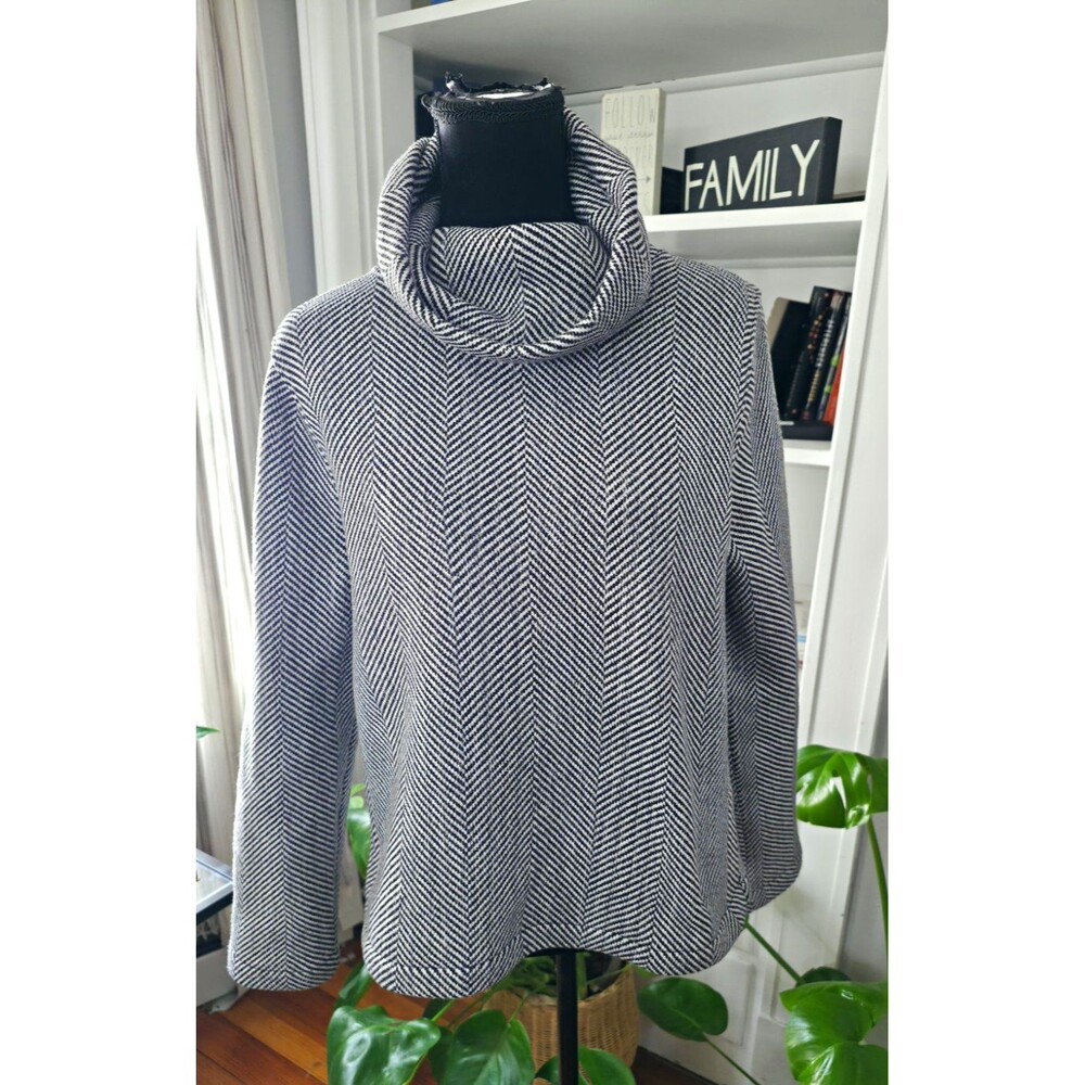 Chic J.CREW Women’s Black White Herringbone Cowl Neck Long Sleeve Sweater Size L